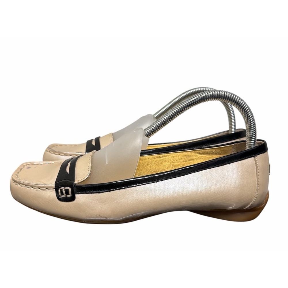 SPERRY Seaport Top Sider Beige Patent Leather Penny Loafer Shoes Women's Size 8 - Picture 3 of 6